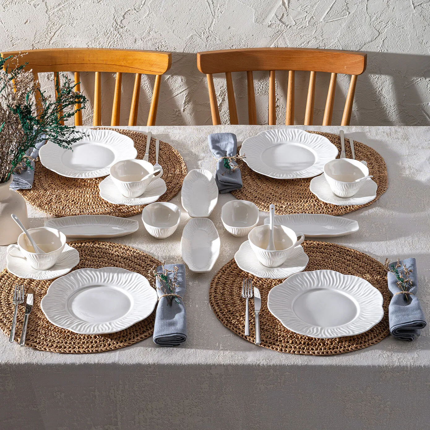 Emsan Flowery Porselen 30 Parça 6 Kişilik Kahvaltı Takımı