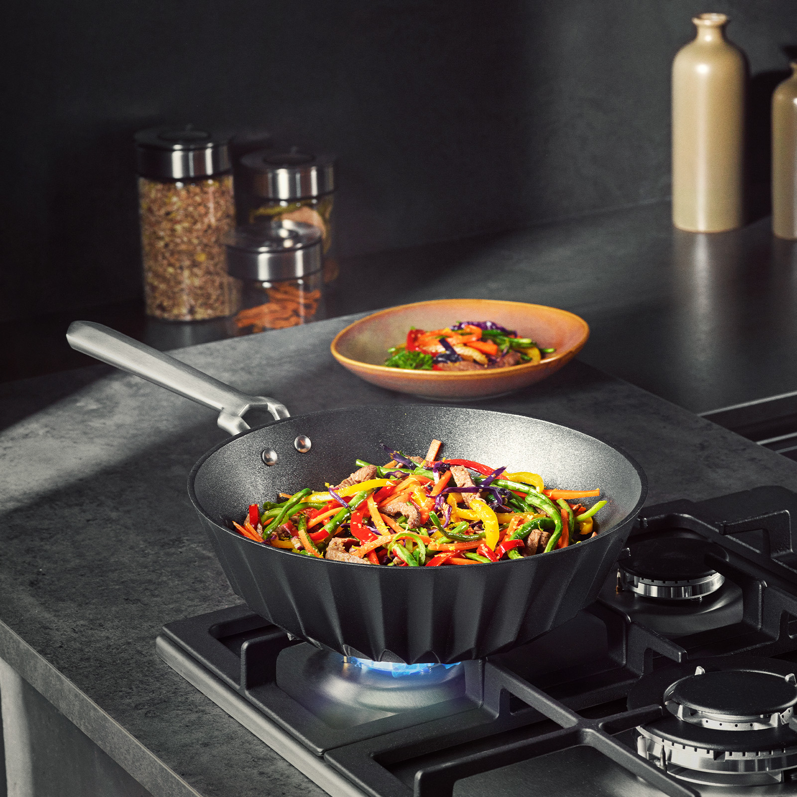 Emsan Dıagon Döküm 28 Cm Wok Tava