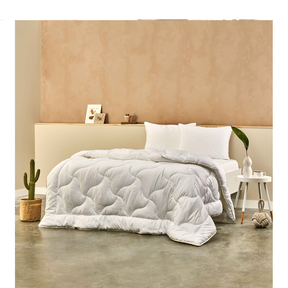 Taç Elegance Yorgan Çift 195*215 ( Mikrojel Dolgu )
